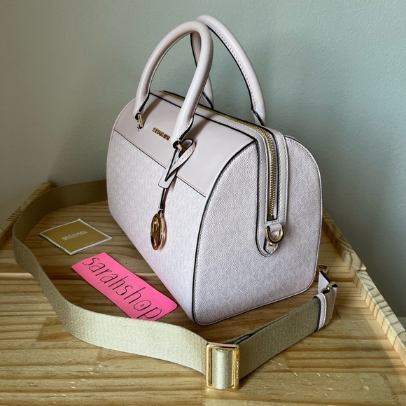 🌼Michael Kors Set - Picture 15 of 16